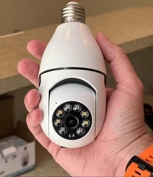 CAMARA DE SEGURIDAD TIPO BOMBILLO